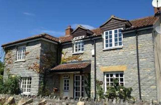  Image of 4 bedroom Detached house for sale in Overleigh Street BA16 at Street, BA16 0TJ