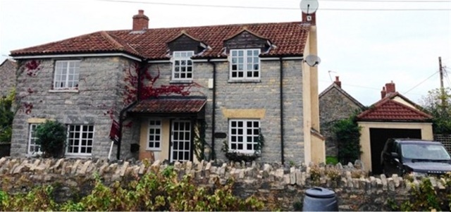  Image of 4 bedroom Detached house for sale in Overleigh Street BA16 at Street, BA16 0TJ