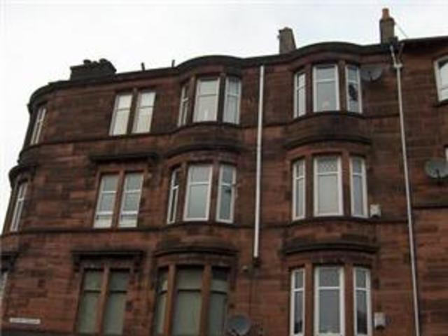  Image of 2 bedroom Flat to rent in Overton Crescent Johnstone PA5 at Johnstone Renfrewshire Renfrewshire, PA5 8JB