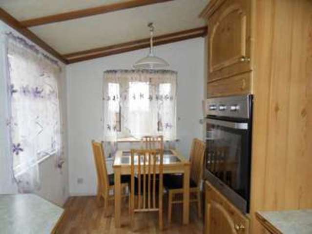  Image of 3 bedroom Property to rent in Oxcliffe Road Heaton With Oxcliffe Morecambe LA3 at Oxcliffe Road Heaton with Oxcliffe Morecambe, LA3 3EH