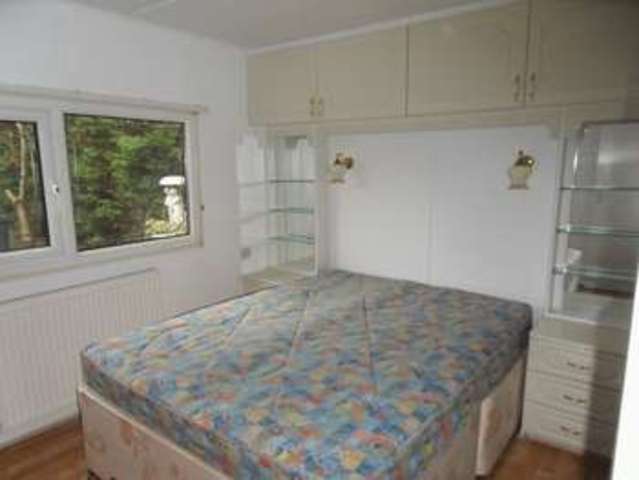  Image of 3 bedroom Property to rent in Oxcliffe Road Heaton With Oxcliffe Morecambe LA3 at Oxcliffe Road Heaton with Oxcliffe Morecambe, LA3 3EH