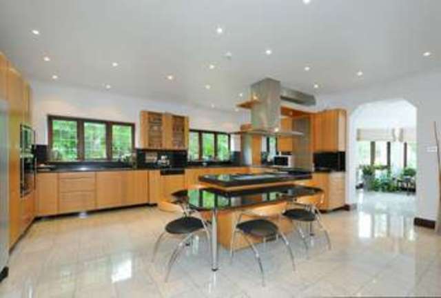  Image of 5 bedroom Detached house for sale in Oxford Close Northwood HA6 at Moor Park  Northwood, HA6 2FG