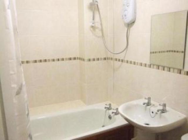  Image of 2 bedroom Flat to rent in Oxford Street Southampton SO14 at Oxford Street  Southampton, SO14 3DJ