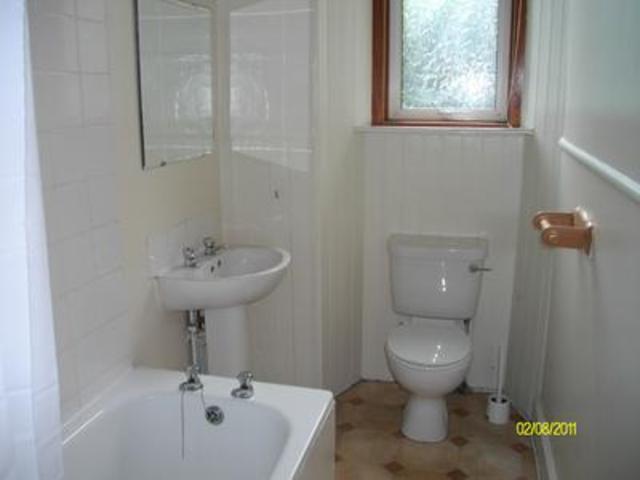  Image of 5 bedroom Flat to rent in Oxford Street Edinburgh EH8 at Newington Edinburgh Edinburgh, EH8 9PH