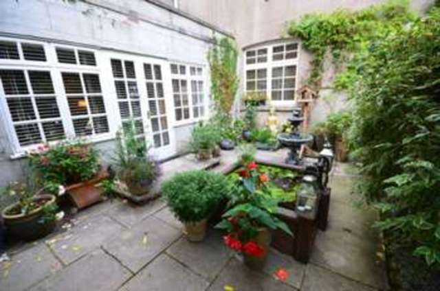 Image of 2 bedroom Flat for sale in Ford Farm Court Mamhead Road Kenton Exeter EX6 at Oxton House  Exeter, EX6 8EX