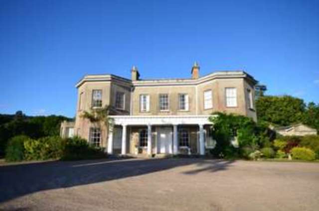  Image of 2 bedroom Flat for sale in Ford Farm Court Mamhead Road Kenton Exeter EX6 at Oxton House  Exeter, EX6 8EX