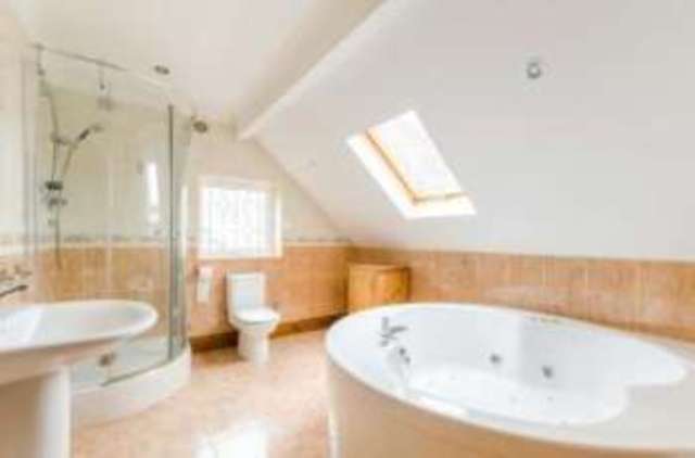  Image of 5 bedroom Detached house for sale in Paddock Close Epworth Doncaster DN9 at Epworth Doncaster Epworth, DN9 1FR