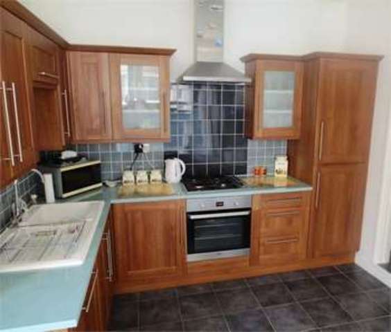  Image of 1 bedroom Apartment for sale in Pall Mall Leigh-on-Sea SS9 at Pall Mall Leigh on sea Leigh-on-Sea, SS9 1RQ