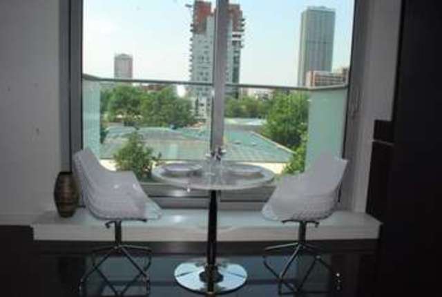  Image of Flat for sale in Pan Peninsula Square London E14 at Canary Wharf, E14 9HA
