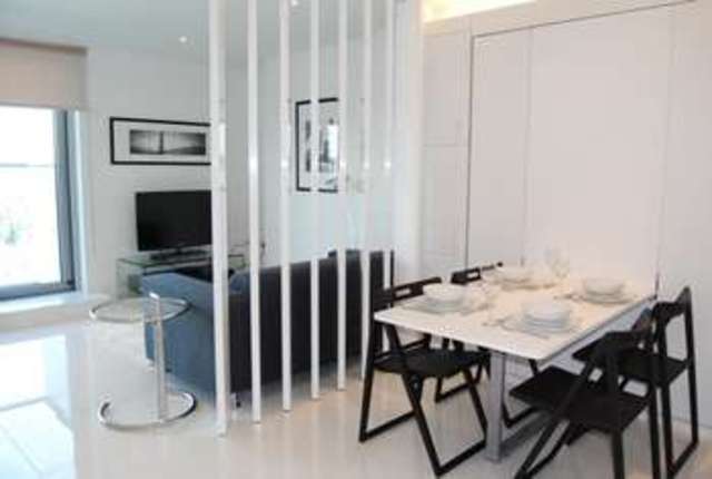  Image of Flat for sale in Pan Peninsula Square London E14 at Canary Wharf, E14 9HQ