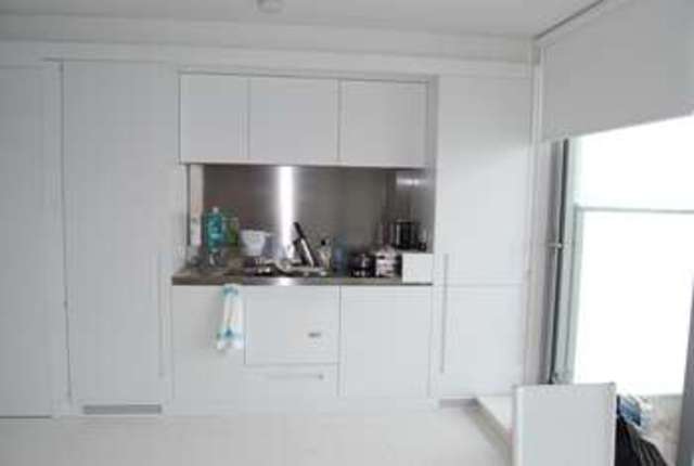  Image of Flat for sale in Pan Peninsula Square London E14 at Canary Wharf, E14 9HQ