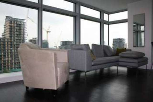  Image of 2 bedroom Flat for sale in Pan Peninsula Square London E14 at Canary Wharf, E14 9HP