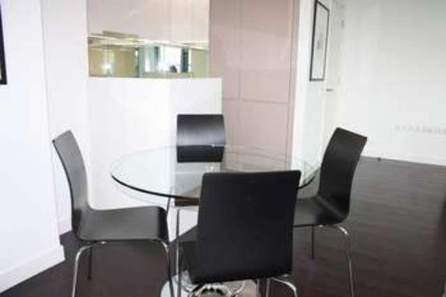  Image of 2 bedroom Flat for sale in Pan Peninsula Square London E14 at Canary Wharf, E14 9HP