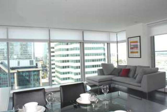  Image of 2 bedroom Flat for sale in Pan Peninsula Square London E14 at London, E14 9HP