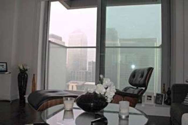  Image of 1 bedroom Flat for sale in Pan Peninsula Square London E14 at Canary Wharf, E14 9HR