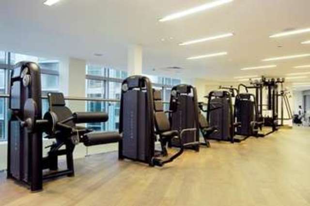  Image of Flat for sale in Pan Peninsula Square London E14 at Canary Wharf, E14 9HG