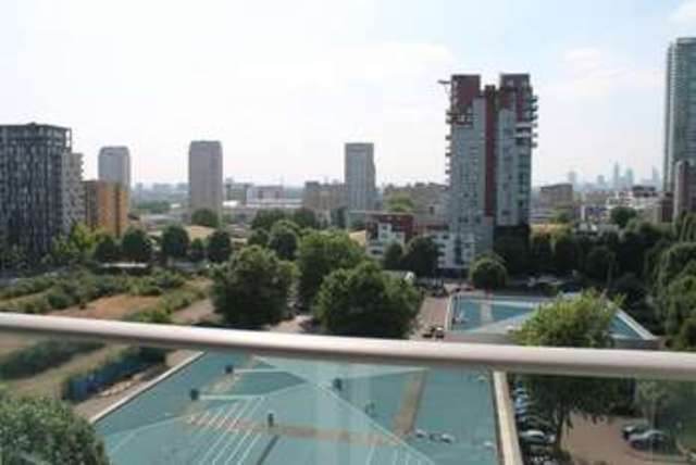  Image of Flat for sale in Pan Peninsula Square London E14 at Canary Wharf, E14 9HD