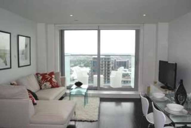  Image of 1 bedroom Flat for sale in Pan Peninsula Square London E14 at Canary Wharf, E14 9HQ