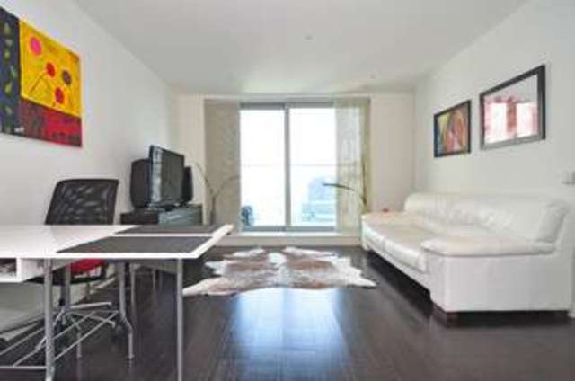  Image of 1 bedroom Flat for sale in Pan Peninsula Square London E14 at Canary Wharf, E14 9HD