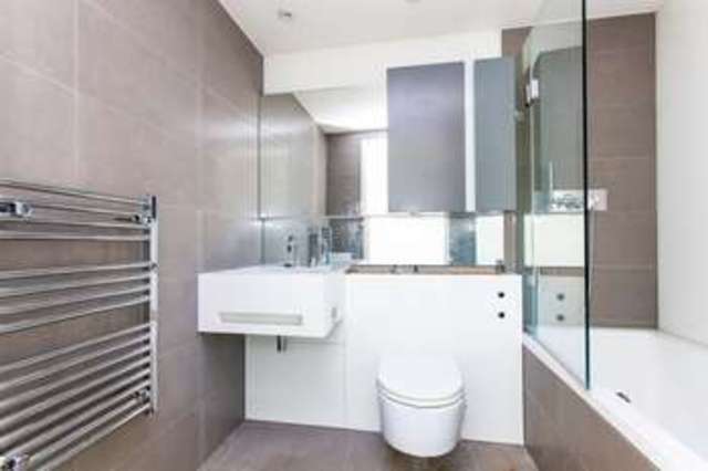  Image of 2 bedroom Flat for sale in Pan Peninsula Square London E14 at London, E14 9HA