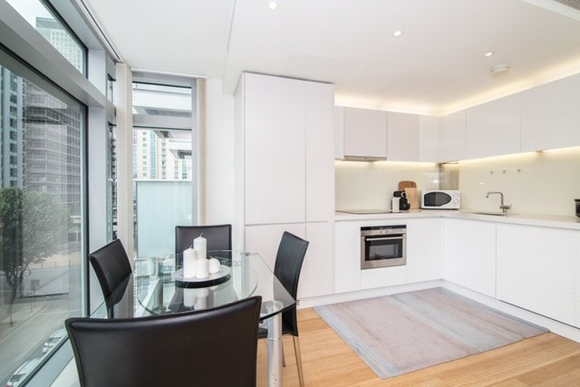  Image of 1 bedroom Flat for sale in Pan Peninsula Square London E14 at Canary Wharf, E14 9HA
