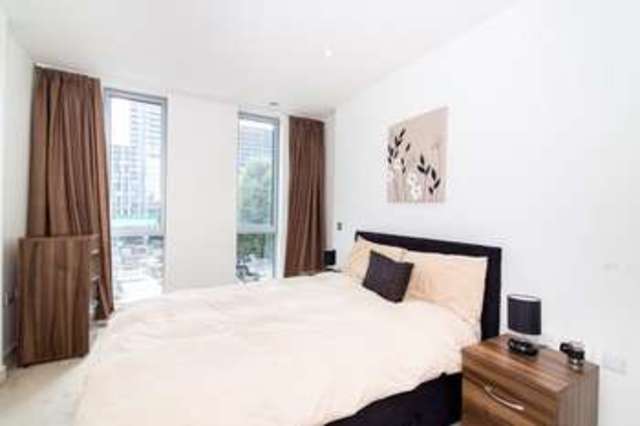  Image of 1 bedroom Flat for sale in Pan Peninsula Square London E14 at Canary Wharf, E14 9HA
