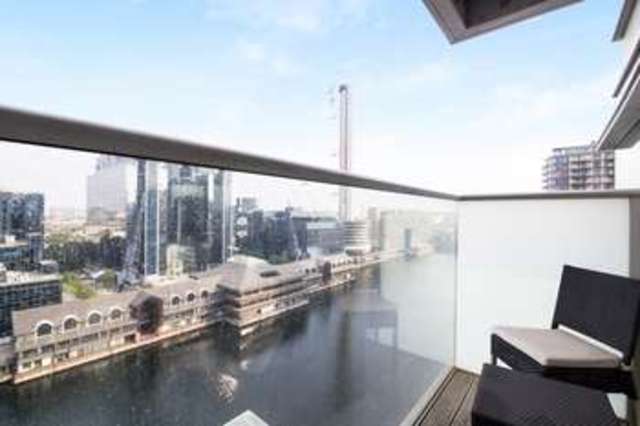  Image of 1 bedroom Flat for sale in Pan Peninsula Square London E14 at Canary Wharf, E14 9HP
