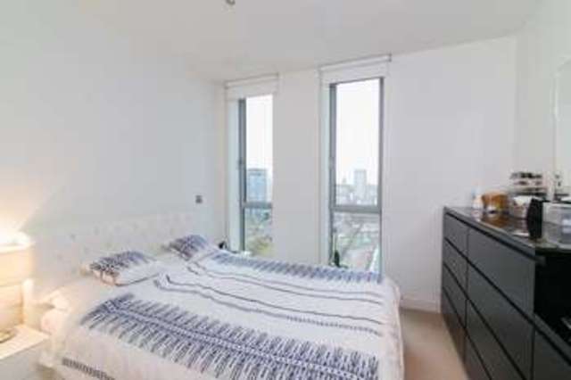  Image of 2 bedroom Flat for sale in Pan Peninsula Square London E14 at Canary Wharf, E14 9HD
