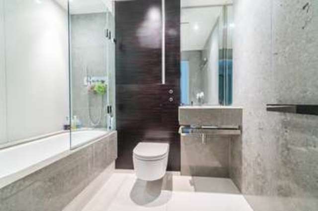  Image of 2 bedroom Flat for sale in Pan Peninsula Square London E14 at Canary Wharf, E14 9HD