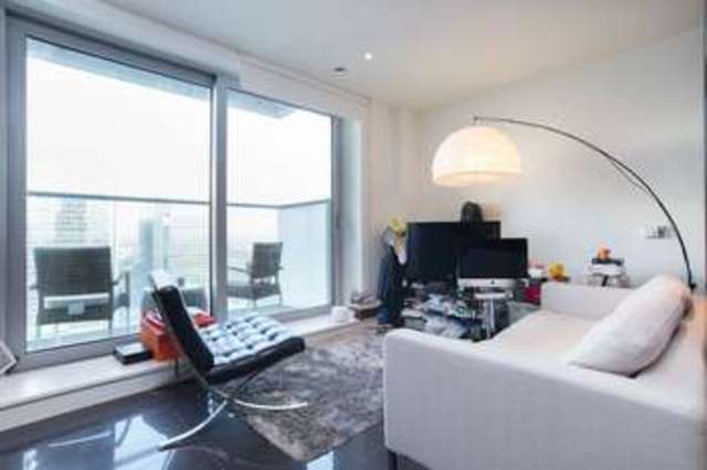  Image of Flat for sale in Pan Peninsula Square London E14 at Canary Wharf, E14 9HR
