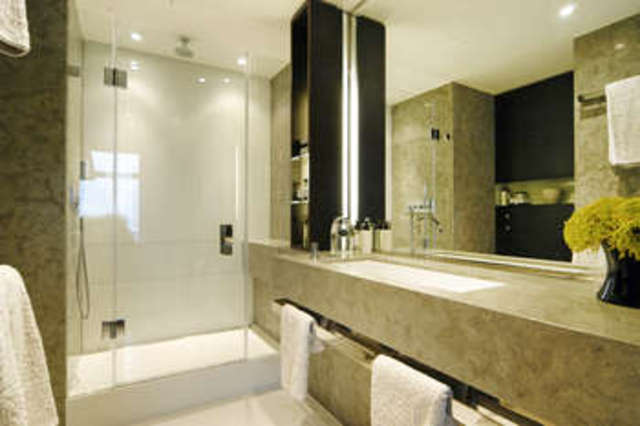  Image of 2 bedroom Flat for sale in Pan Peninsula Square London E14 at Canary Wharf, E14 9HQ