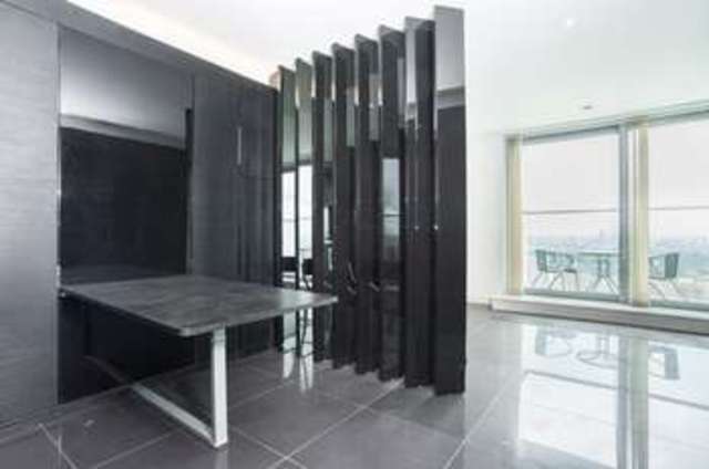  Image of Flat for sale in Pan Peninsula Square London E14 at Canary Wharf, E14 9HL