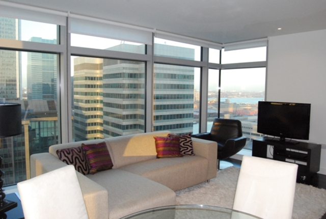  Image of 2 bedroom Flat to rent in Pan Peninsula Square London E14 at Canary Wharf, E14 9HP