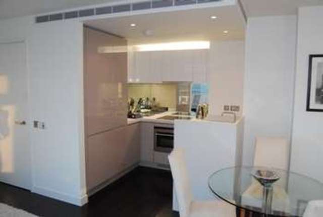  Image of 2 bedroom Flat to rent in Pan Peninsula Square London E14 at Canary Wharf, E14 9HP