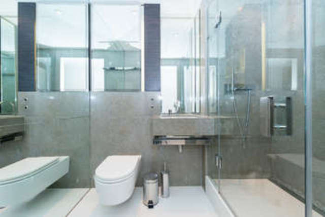  Image of 2 bedroom Flat to rent in Pan Peninsula Square London E14 at Canary Wharf, E14 9HP