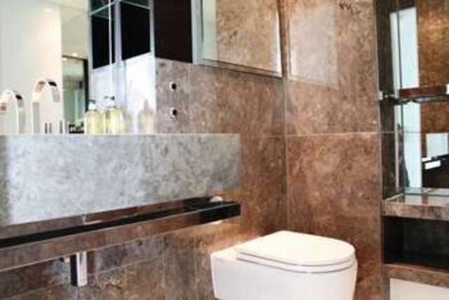  Image of 1 bedroom Flat to rent in Pan Peninsula Square London E14 at Canary Wharf, E14 9HQ