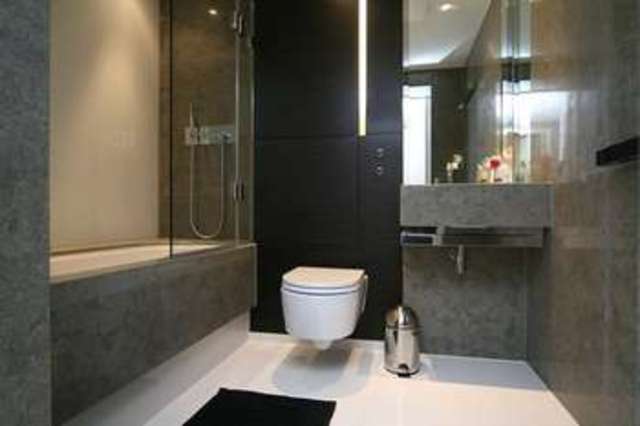  Image of 2 bedroom Flat for sale in Pan Peninsula Square London E14 at Canary Wharf  London, E14 9HN