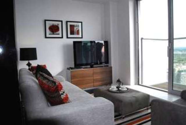  Image of Flat to rent in Pan Peninsula Square London E14 at Canary Wharf  London, E14 9HQ