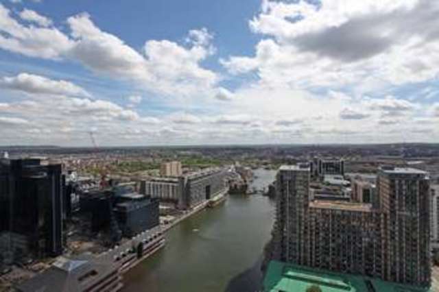  Image of Flat to rent in Pan Peninsula Square London E14 at Canary Wharf  London, E14 9HQ