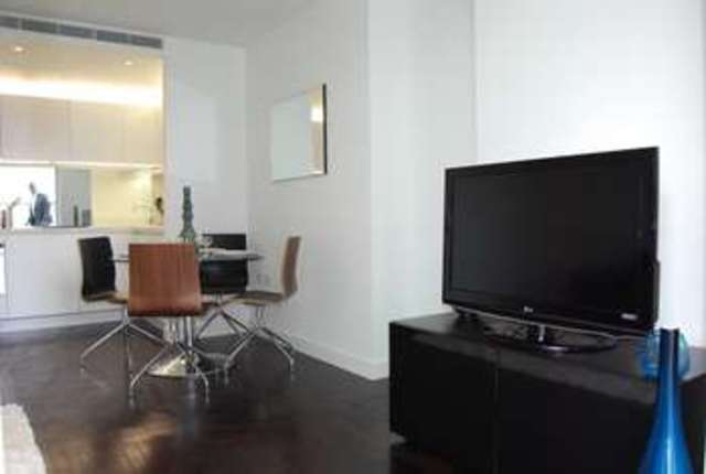  Image of 1 bedroom Flat for sale in Pan Peninsula Square London E14 at London, E14 9HD