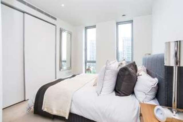  Image of 2 bedroom Flat for sale in Pan Peninsula Square London E14 at London, E14 9HD