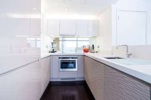  Image of 2 bedroom Flat for sale in Pan Peninsula Square London E14 at London, E14 9HD