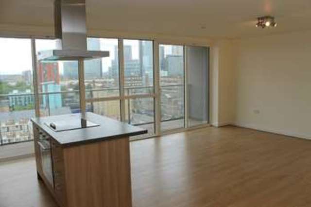  Image of 3 bedroom Flat to rent in Hay Currie Street London E14 at 6 Hay Currie Street  Poplar, E14 6GF