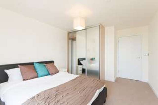  Image of 1 bedroom Flat to rent in Hay Currie Street London E14 at 6 Hay Currie Street  Poplar, E14 6GF