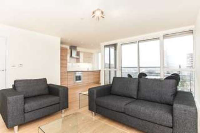  Image of 1 bedroom Flat to rent in Hay Currie Street London E14 at 6 Hay Currie Street  Poplar, E14 6GF