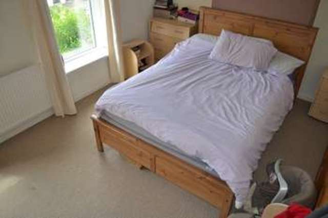  Image of 3 bedroom Terraced house to rent in Pantbach Road Heath Cardiff CF14 at Pantbach Road  Birchgrove, CF14 1UA