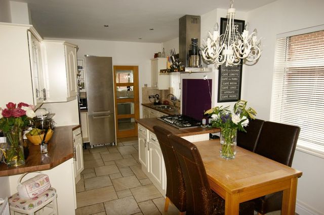  Image of 4 bedroom Semi-Detached house for sale in Park Avenue Wrexham LL12 at Park Avenue  Wrexham, LL12 7AH
