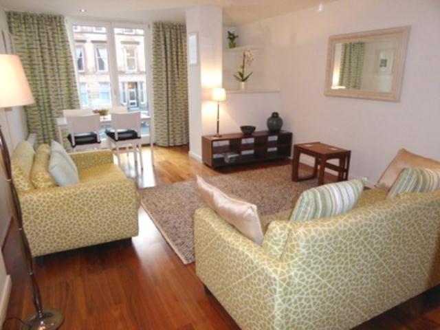  Image of 2 bedroom Flat to rent in Park Circus Place Glasgow G3 at Park Glasgow Glasgow, G3 6AN