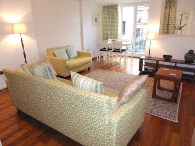  Image of 2 bedroom Flat to rent in Park Circus Place Glasgow G3 at Park Glasgow Glasgow, G3 6AN