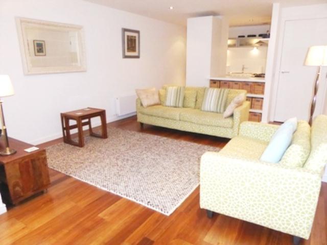  Image of 2 bedroom Flat to rent in Park Circus Place Glasgow G3 at Park Glasgow Glasgow, G3 6AN